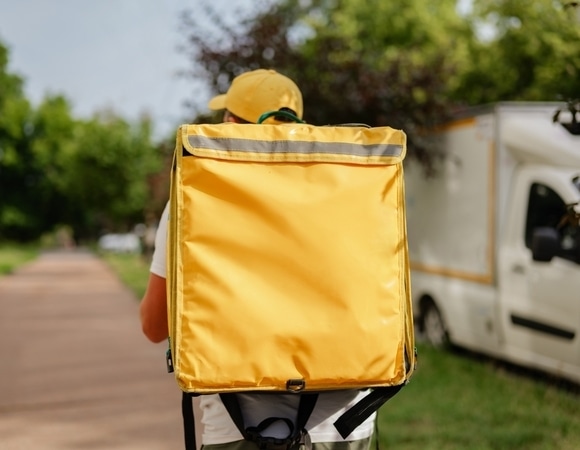 Куда пропали все курьеры? Ответ — в новом законе Госдумы