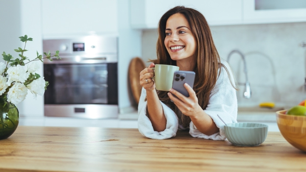 Почему нельзя пить кофе сразу после пробуждения: эндокринологи бьют тревогу