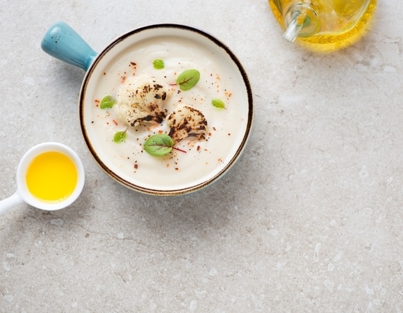 Что будет, если обжарить сметану: раскрыт главный секрет бархатистого супа из ресторанов