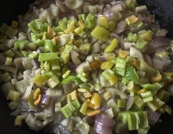 Никакой мясорубки! Баклажанную икру по-таганрогски готовят только так — рецепт из бабушкиной тетрадки