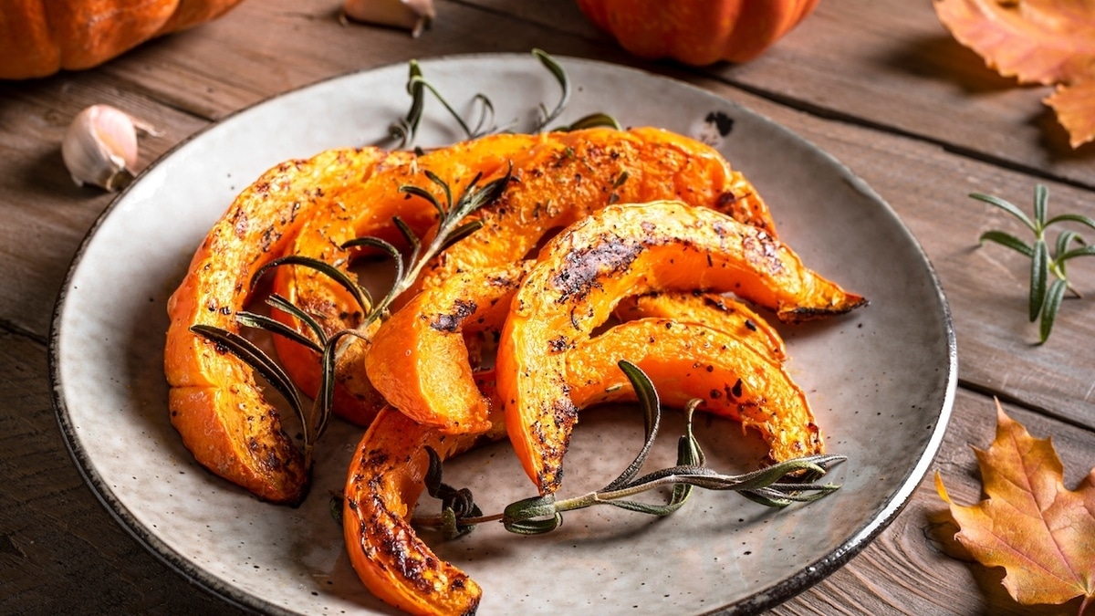 "Подчеркнуть, а не скрыть": шеф-повар перечислил лучшие специи к тыкве — совсем меняют вкус "Подчеркнуть, а не скрыть": шеф-повар перечислил лучшие специи к тыкве — совсем меняют вкус