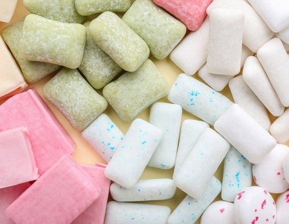 Проглотили жвачку? Врач объяснил, что делать вместо того, чтобы паниковать Проглотили жвачку? Врач объяснил, что делать вместо того, чтобы паниковать