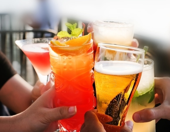 Туристам напрячься: стало известно, какие напитки могут испортить отпуск 