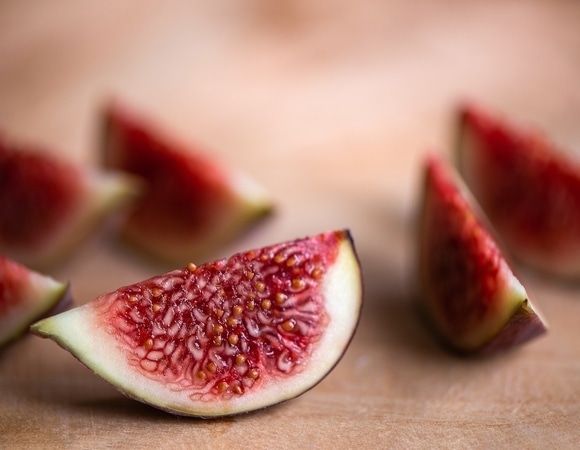 Этот фрукт при анемии полезнее, чем яблоки и гранаты — сейчас его сезон