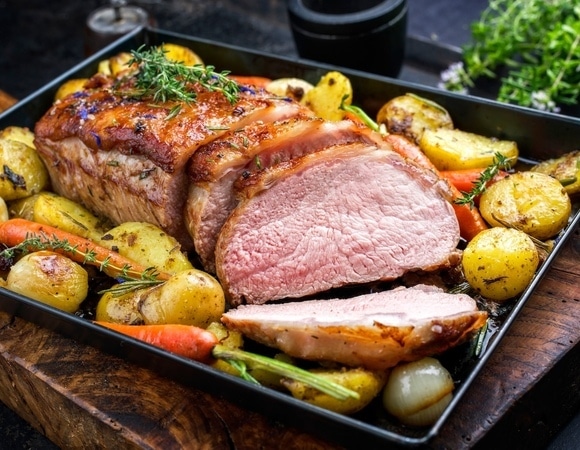 Как "уколами" сохранить сочность мяса при запекании? Шеф-повар Спиваков рассказал о технике шприцевания Как "уколами" сохранить сочность мяса при запекании? Шеф-повар Спиваков рассказал о технике шприцевания