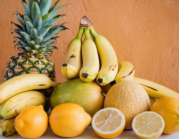 Не щи и не каша: правда ли, что бананы и бобовые несовместимы с организмом россиян? 