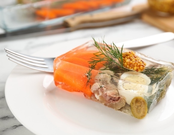 Продукты для молодости: диетолог Гончарова рассказала, как обогатить рацион коллагеном