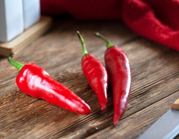 "Легальный кайф": эксперт объяснил, почему людям нравится есть острое, несмотря на дискомфорт "Легальный кайф": эксперт объяснил, почему людям нравится есть острое, несмотря на дискомфорт