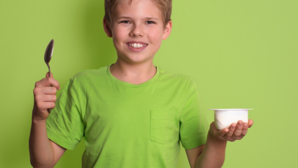 Легкая адаптация к школе и минимум стрессов: как йогурт помогает "перезагрузить" мозг ребенка