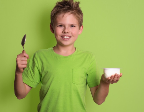 Легкая адаптация к школе и минимум стрессов: как йогурт помогает "перезагрузить" мозг ребенка