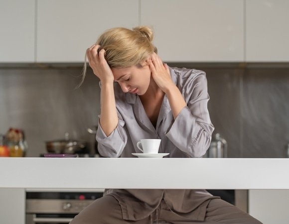 Легко перепутать с простудой: как понять, что случилась передозировка кофе?