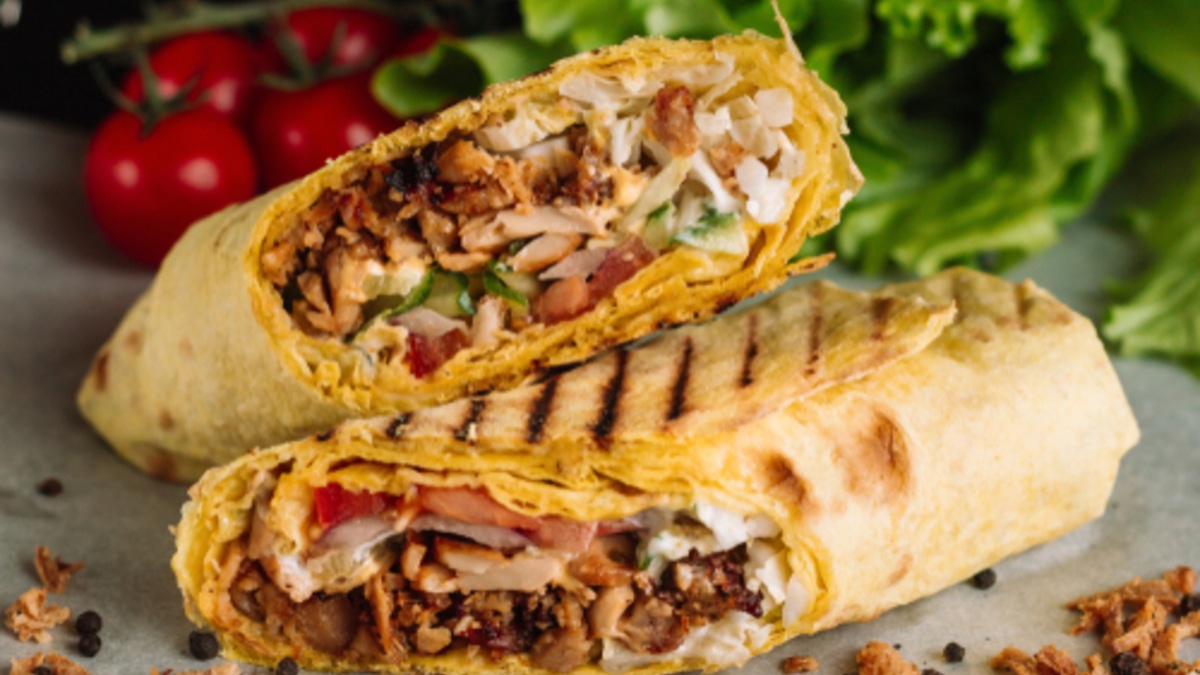 Шаурма меняет имидж: популярная уличная еда перекочевала в рестораны