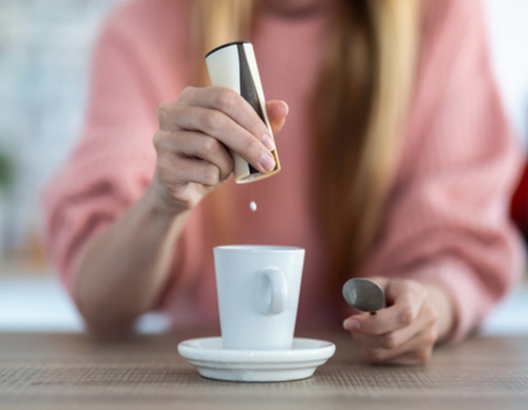 "Обманываете организм": доктор Мясников раскритиковал популярную привычку худеющих