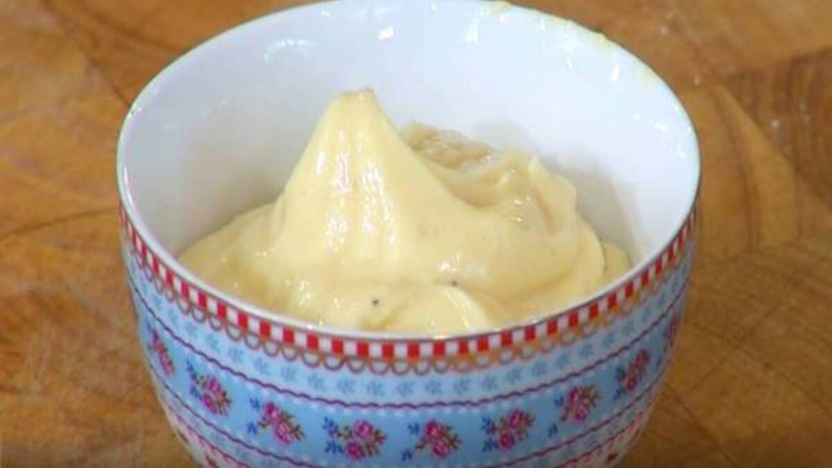 Россияне остыли к магазинному майонезу: делаем соус своими руками — по рецепту Юлии Высоцкой