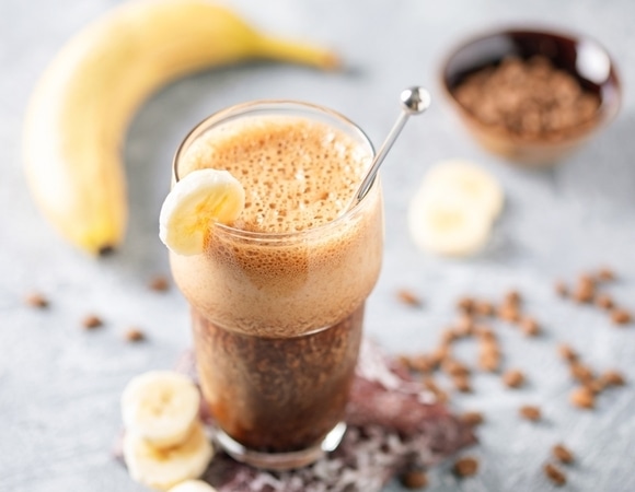 Корейский банановый кофе: секрет вирусного напитка из сеульских кафе Корейский банановый кофе: секрет вирусного напитка из сеульских кафе