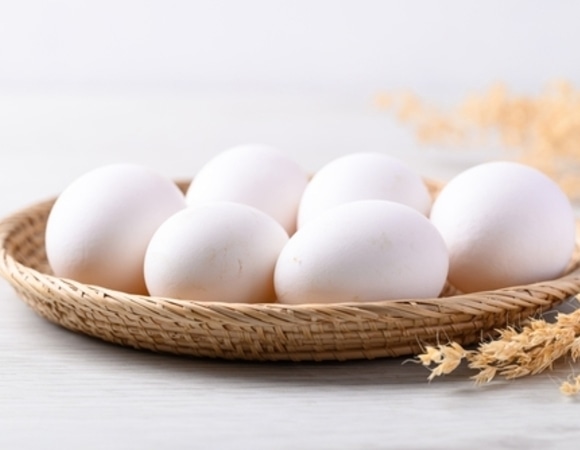 На российских птицефабриках перепроизводство яиц: что будет с ценами в магазинах