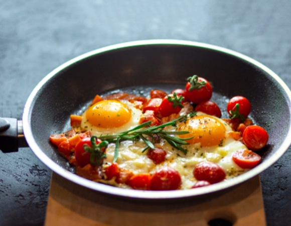 "Яркий мясной привкус": совет от шеф-повара Спивакова, как сделать яичницу бесподобной "Яркий мясной привкус": совет от шеф-повара Спивакова, как сделать яичницу бесподобной