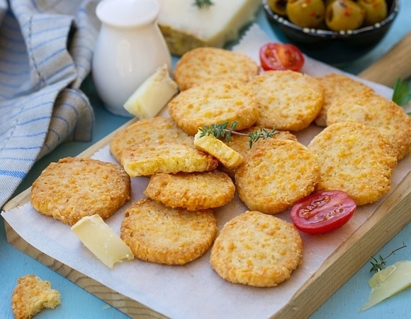Сырное печенье с нотками Италии: будет готово через 30 минут Сырное печенье с нотками Италии: будет готово через 30 минут