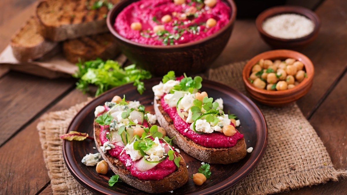 Что приготовить из свеклы: рецепты от московских шеф-поваров