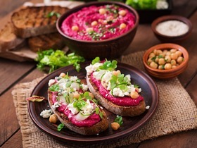 Что приготовить из свеклы: рецепты от московских шеф-поваров Что приготовить из свеклы: рецепты от московских шеф-поваров