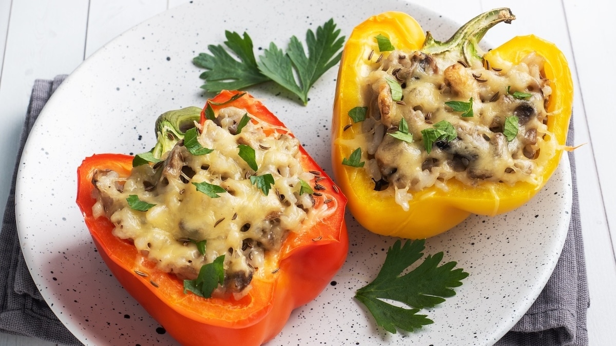 Никакой "каши"! Шеф-повар готовит болгарский перец так — всегда сохраняет цвет и форму Никакой "каши"! Шеф-повар готовит болгарский перец так — всегда сохраняет цвет и форму