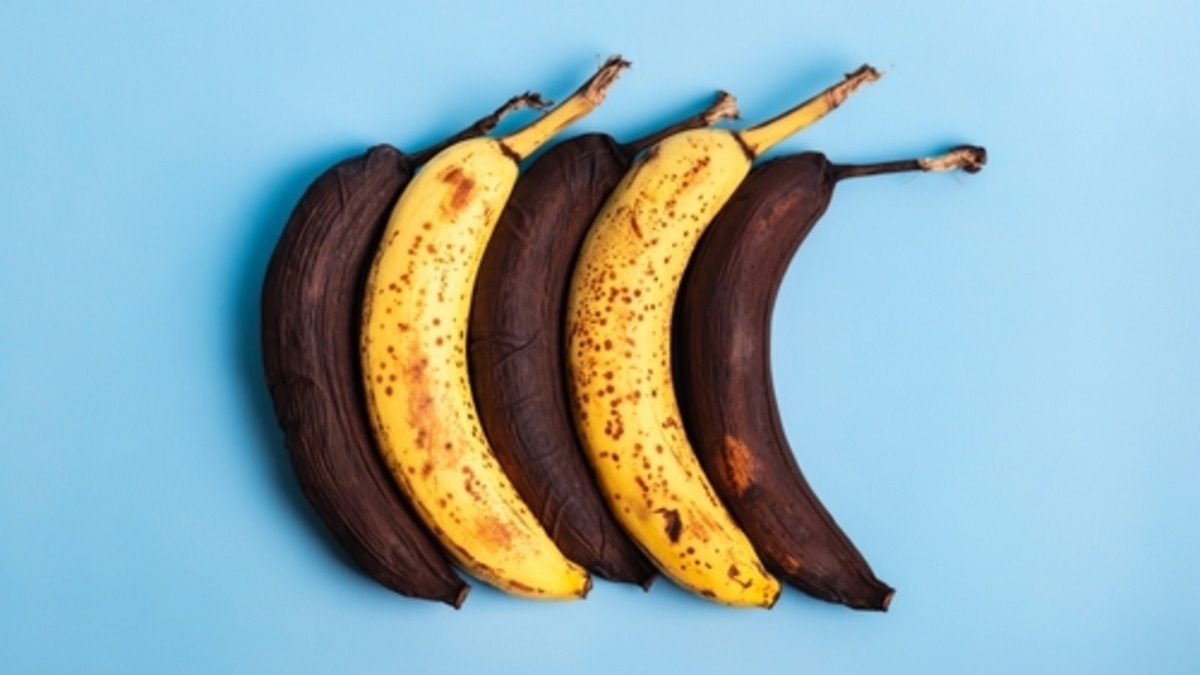 Не выбрасывайте почерневшие бананы! Делаем роскошные кексы из "некондиции" Не выбрасывайте почерневшие бананы! Делаем роскошные кексы из "некондиции"