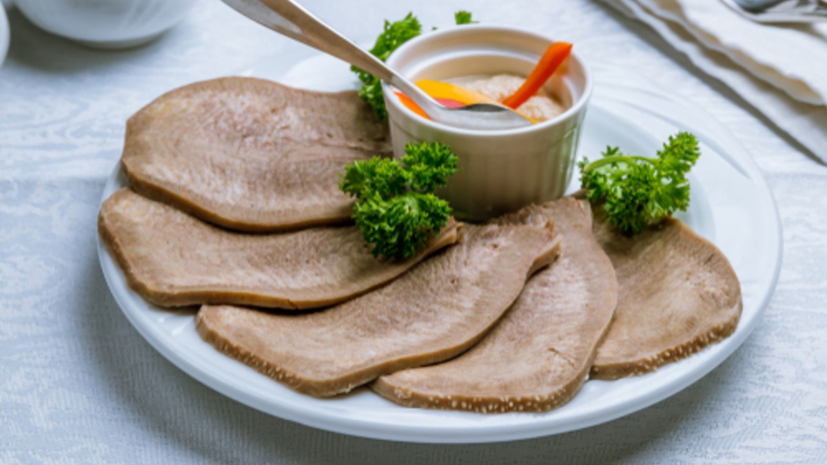 Станет чем-то особенным: как шеф-повара раскрывают вкус говяжьего языка