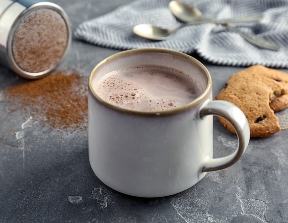 Людям старше 65 лет нужен этот "напиток из детства" — и притом каждый день Людям старше 65 лет нужен этот "напиток из детства" — и притом каждый день