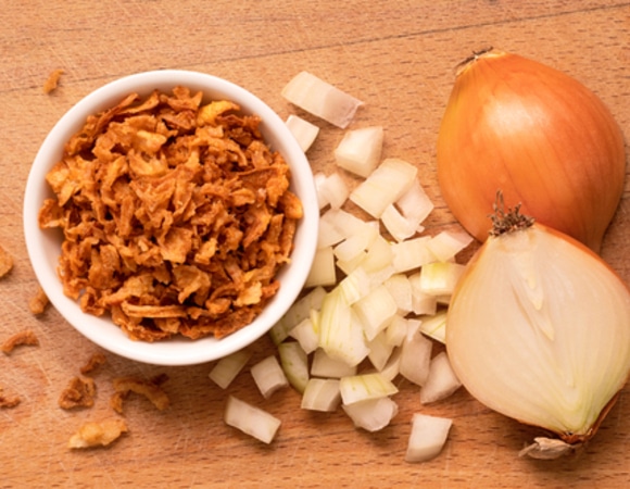 Делаем хрустящий жареный лук в домашних условиях: легче легкого! Делаем хрустящий жареный лук в домашних условиях: легче легкого!