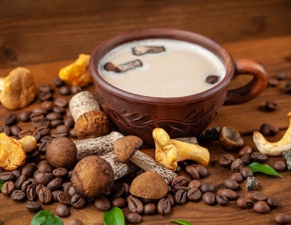"Уже не просто напиток": что говорит диетолог о новом увлечении китайцев — кофе с грибами "Уже не просто напиток": что говорит диетолог о новом увлечении китайцев — кофе с грибами