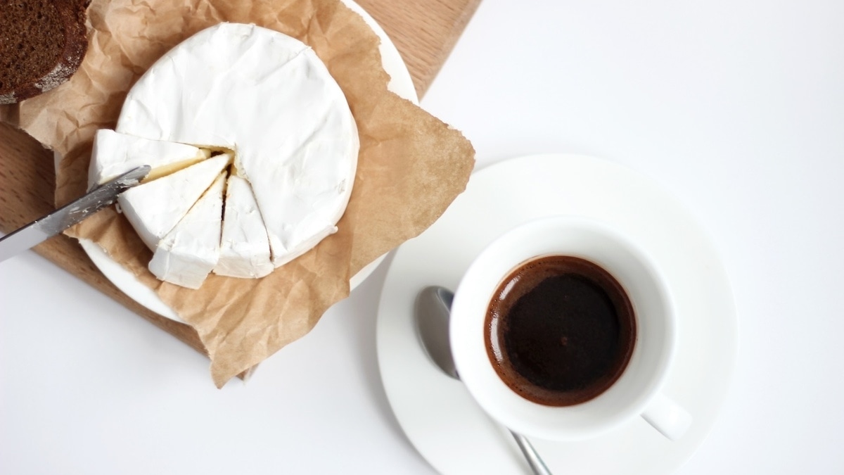 Хотите крепкие кости? Тогда в кофе добавляйте не молоко и не сливки