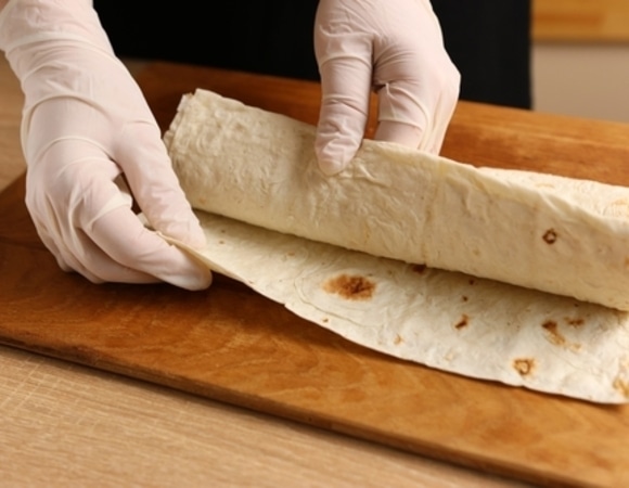 Лаваш вместо теста: рецепт вкусного и полезного пирога-пятиминутки из простейших продуктов Лаваш вместо теста: рецепт вкусного и полезного пирога-пятиминутки из простейших продуктов