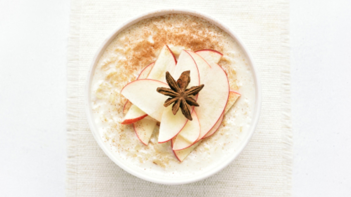 Чтобы овсянка с яблоком не превратилась в комок: секреты приготовления идеального завтрака