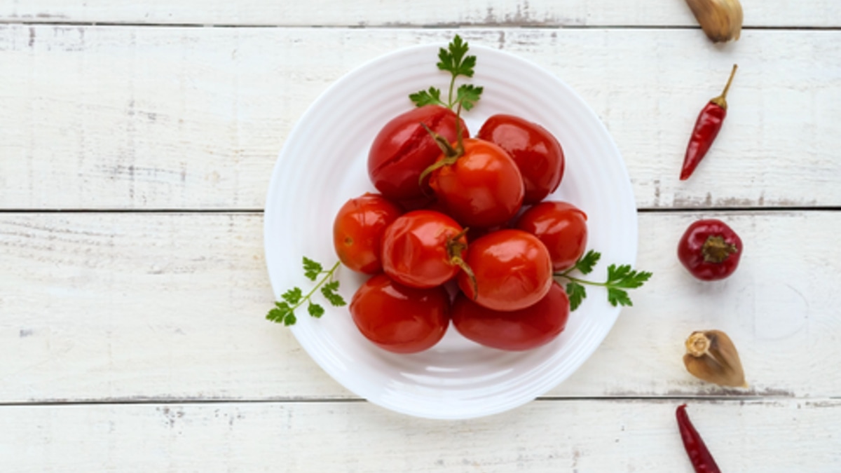 Палочка-выручалочка любой хозяйки: пять идей простых и оригинальных блюд с консервированными томатами Палочка-выручалочка любой хозяйки: пять идей простых и оригинальных блюд с консервированными томатами