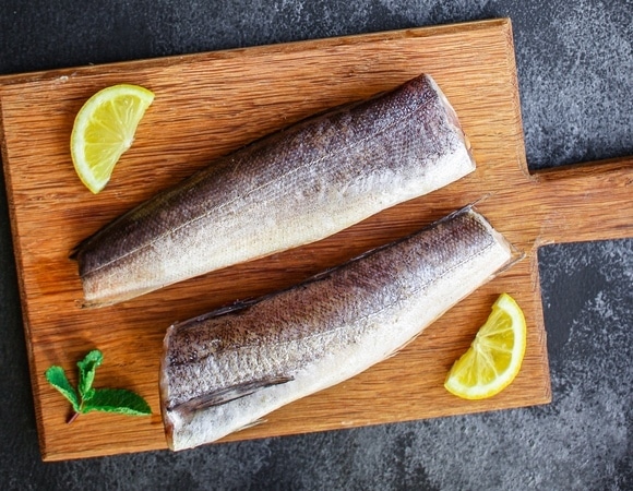 Как улучшить вкус замороженной рыбы — 3 хитрости, и будет не хуже свежей Как улучшить вкус замороженной рыбы — 3 хитрости, и будет не хуже свежей