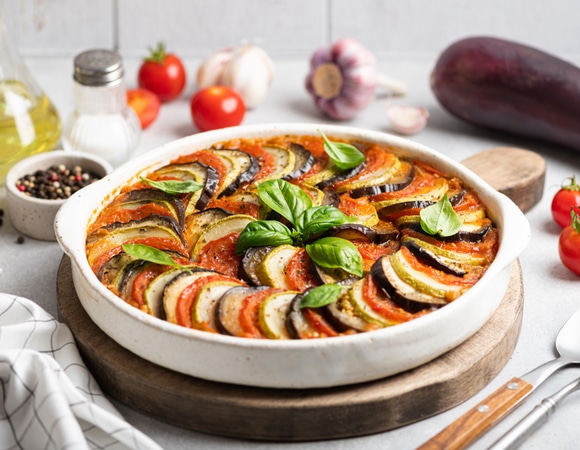 Рататуй на противне: готовим яркое французское блюдо без хлопот