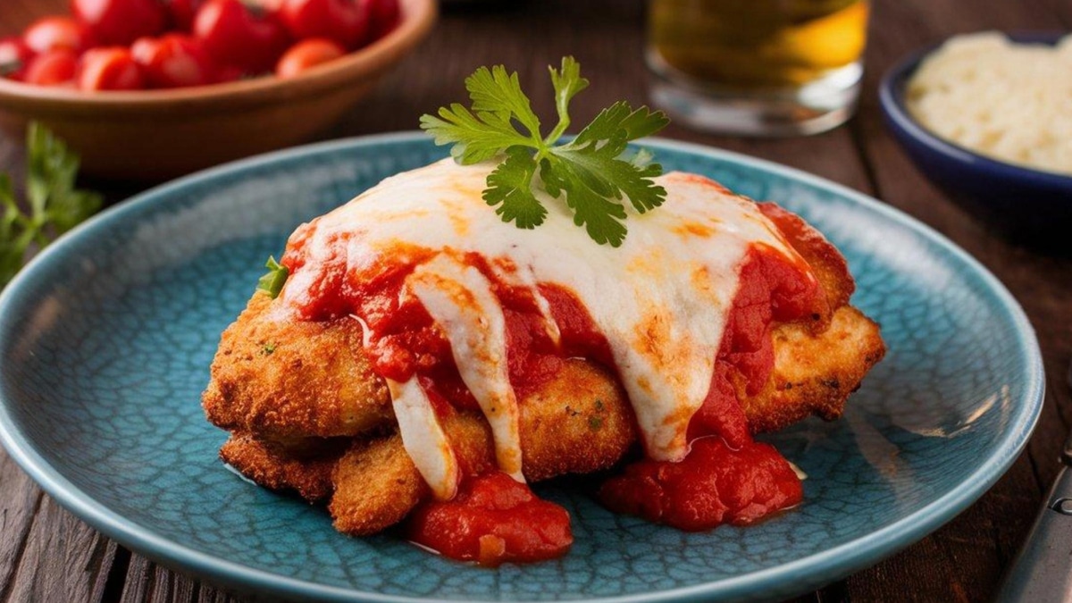 Почему итальянские блюда стоит готовить в духовке: рассказываем на примере курицы “Пармезан” 