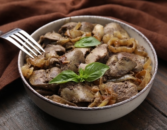 Паразиты и бактерии: какие 3 части курицы лучше не есть