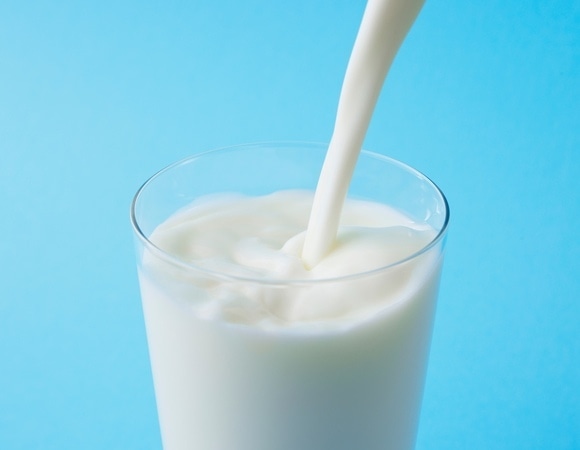 Врач Агапкин рассказал, от каких недугов защищает обычное молоко