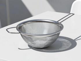 Берем предмет, который есть в каждом дома и не мучаемся! Лайфхак, как быстро помыть сито после готовки Берем предмет, который есть в каждом дома и не мучаемся! Лайфхак, как быстро помыть сито после готовки