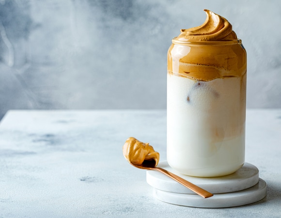 "Фруктовая пенка гарантирована!": как сделать необыкновенный кофе — лайфхак 