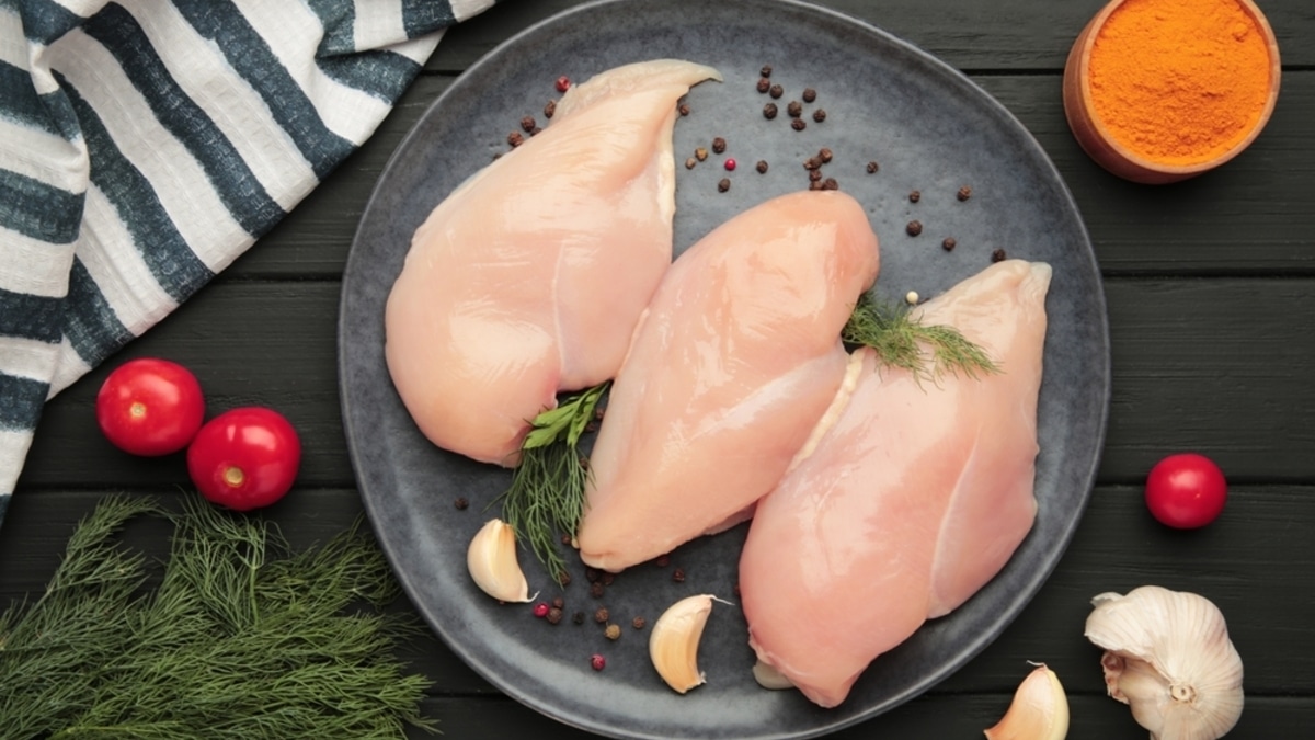 Паразитолог назвал самое безопасное мясо: для остального нужна тщательная термическая обработка Паразитолог назвал самое безопасное мясо: для остального нужна тщательная термическая обработка