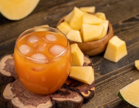 Тыквенный сок готовится без соковыжималки? Шеф-повар Александр Челмакин раскрыл секретный способ Тыквенный сок готовится без соковыжималки? Шеф-повар Александр Челмакин раскрыл секретный способ