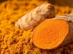 Куркума и черный перец при простудах: врач объяснила, почему именно это сочетание работает Куркума и черный перец при простудах: врач объяснила, почему именно это сочетание работает