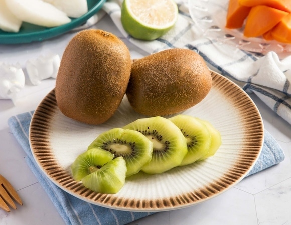 Кроме чернослива: еще один фрукт официально признали полезным для кишечника 