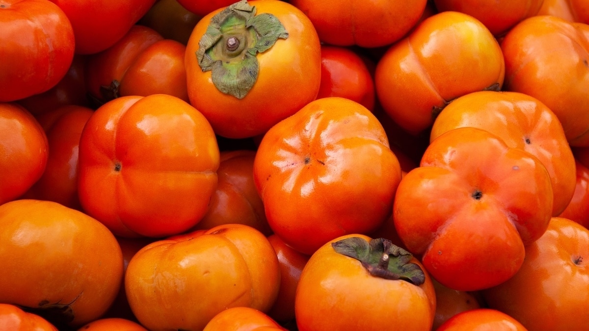 Будет сладкая, не ошибетесь: в Роскачестве рассказали, как выбрать невяжущую хурму