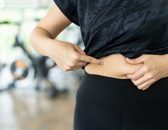 Как жир на животе может спровоцировать инфаркт или инсульт: вес и холестерин при этом могут быть в норме Как жир на животе может спровоцировать инфаркт или инсульт: вес и холестерин при этом могут быть в норме