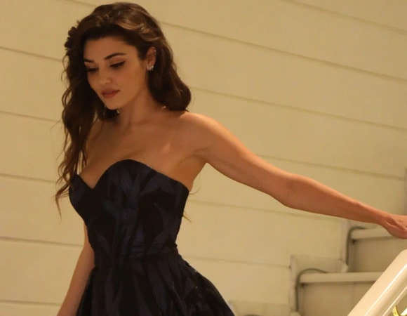 Как Ханде Эрчел похудела на 20 килограммов: экстремальная диета, о которой артистка пожалела Как Ханде Эрчел похудела на 20 килограммов: экстремальная диета, о которой артистка пожалела