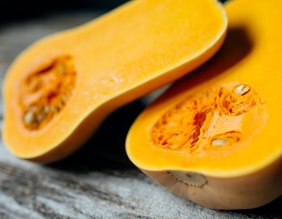 Шарлотка внутри тыквы: эксперты "Едим Дома" придумали новый способ подачи десерта