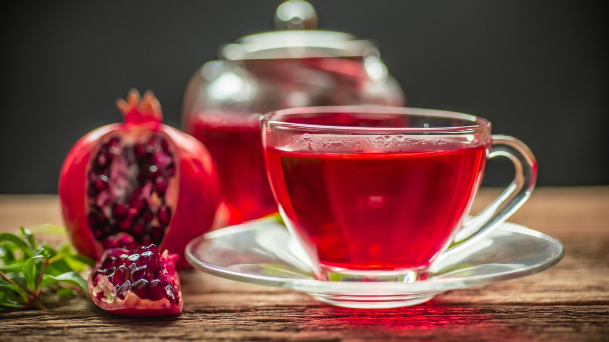 Поддерживает сердце и поднимает настроение: чем еще полезен гранатовый чай Поддерживает сердце и поднимает настроение: чем еще полезен гранатовый чай